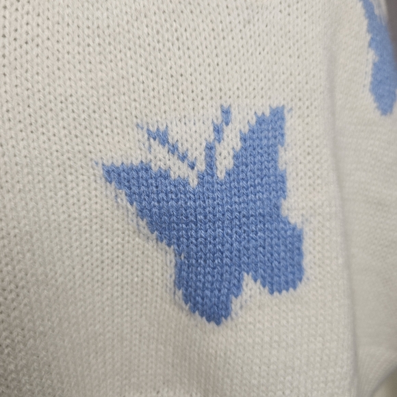Butterfly Summer Sweater - Picture 3 of 4